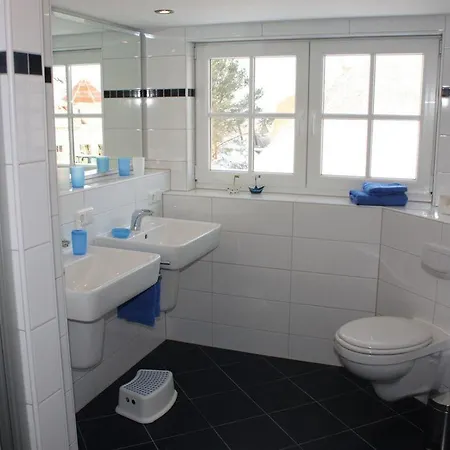 Haus-bernstein * Heringsdorf (Usedom)